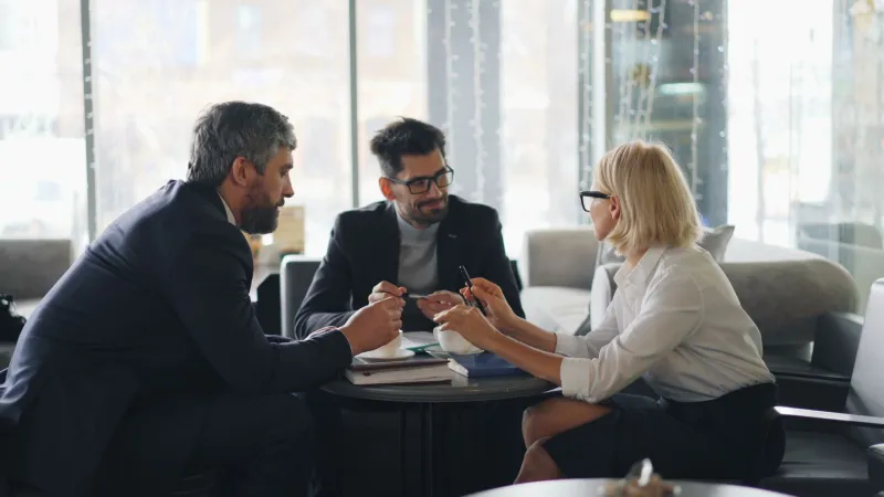 The 9-to-5 Gauntlet: How Orlistat Users Can Outsmart Office Food Culture